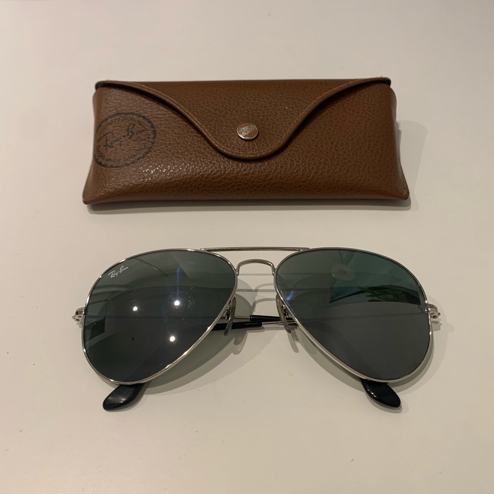 Ray-Ban Mirrored Aviator Sunglasses RB3025